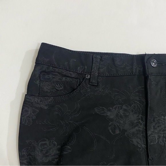 Gloria Vanderbilt Amanda Pointe Slimming Straight Leg Pants Black Floral Size 12 - Picture 7 of 7